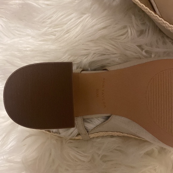 Ann Taylor Slingbacks - Picture 3 of 5